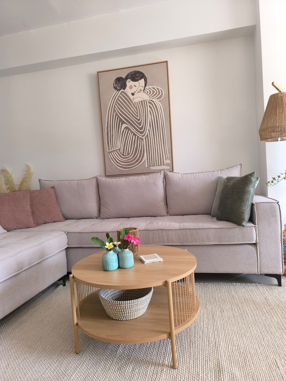 Couch im offenen Wohnbereich